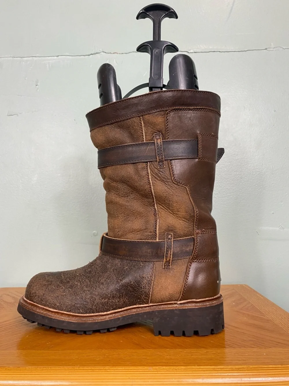 Free People We The Free Charlie Shearling Boots Brown Leather Buckle‎ Size 9